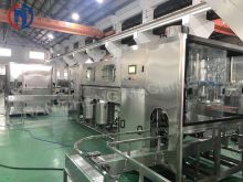 全自動(dòng)5加侖桶水洗灌裝旋蓋三合一機（型號：QGF-300)